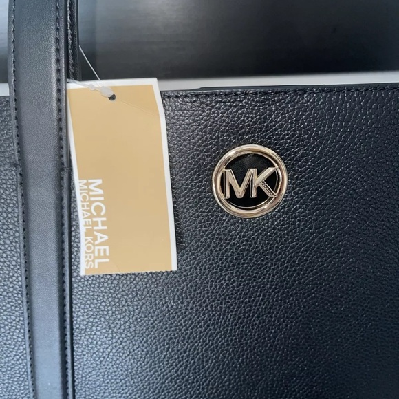 Michael Kors - Hadleigh Large Double Handle Leather Tote - Black - Picture 7 of 16